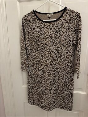 Tyler Boe Beige and Black Leopard Print Long Sleeve Shift Dress